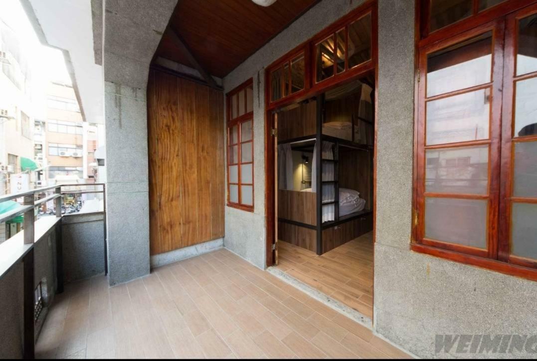 158 Hostel Tainan Extérieur photo